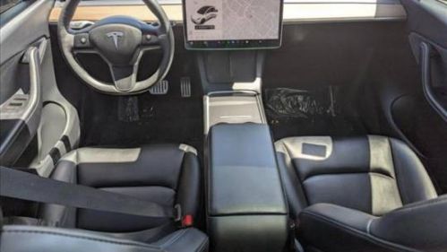 2022 Tesla Model Y 7SAYGDEF1NF327408