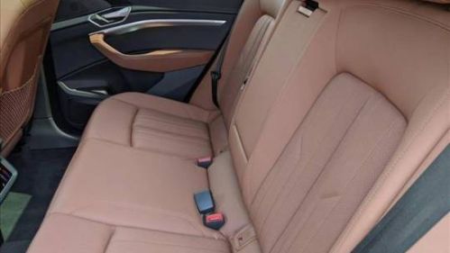 2021 Audi e-tron - Images - 14