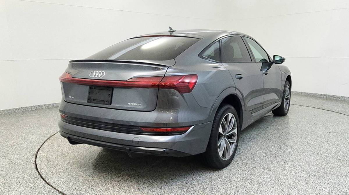 2021 Audi e-tron - Images - 5
