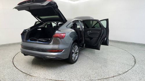 2021 Audi e-tron - Images - 11