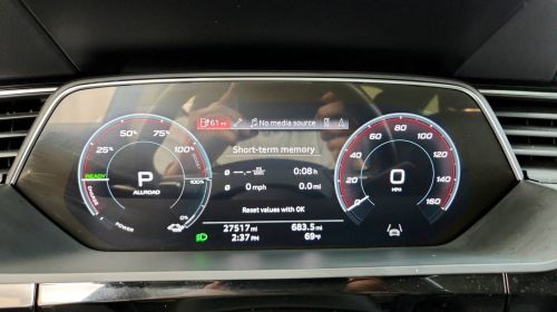 2021 Audi e-tron - Images - 20