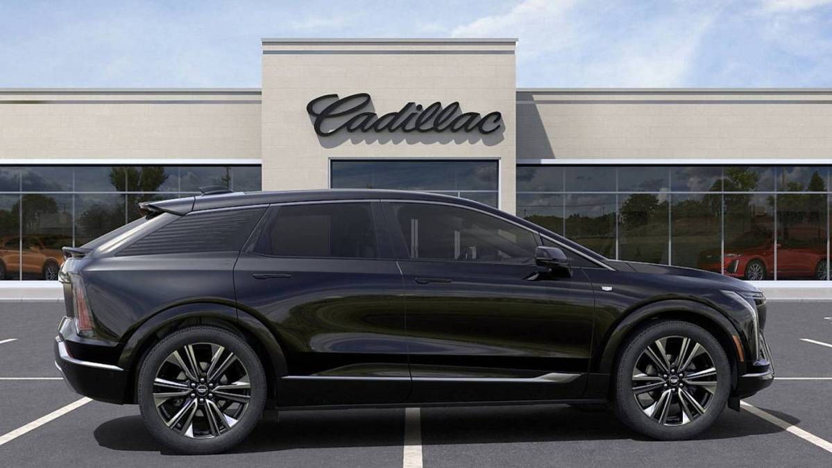 2025 Cadillac OPTIQ - Images - 5
