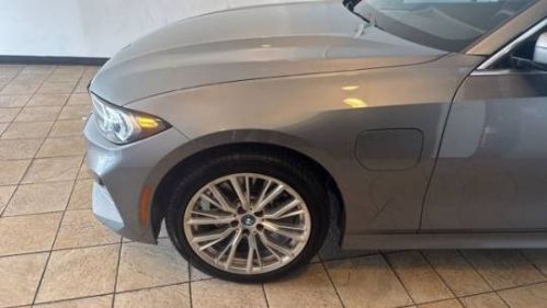 2024 BMW 3 Series - Images - 8