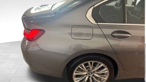 2024 BMW 3 Series - Images - 11