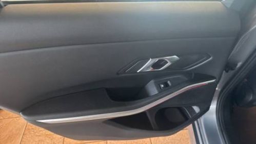 2024 BMW 3 Series - Images - 31