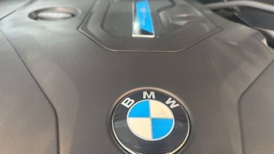 2024 BMW 3 Series - Images - 39