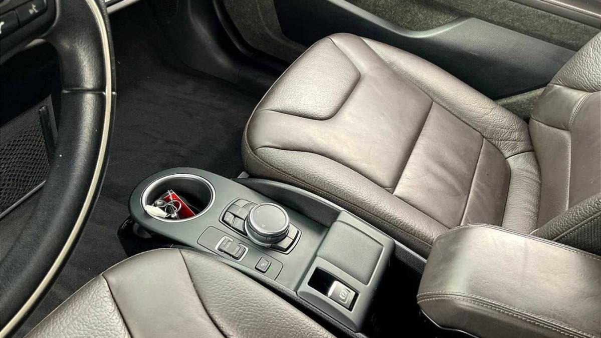 2015 BMW i3 - Images - 15