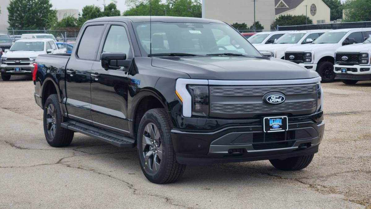2025 Ford F-150 Lightning - Images - 2