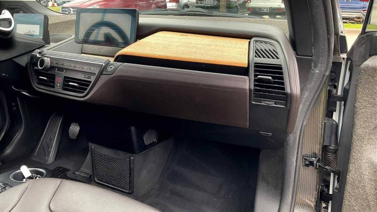2015 BMW i3 - Images - 17