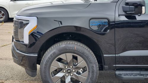 2025 Ford F-150 Lightning - Images - 6