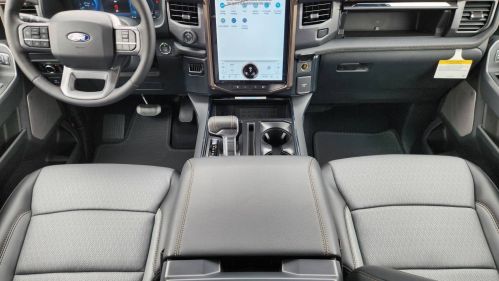 2025 Ford F-150 Lightning - Images - 19
