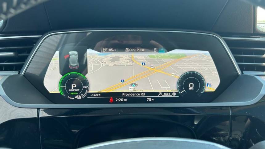 2019 Audi e-tron - Images - 17