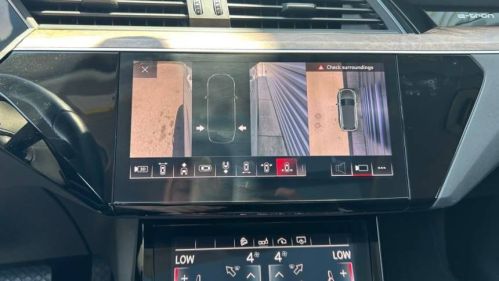 2019 Audi e-tron - Images - 30
