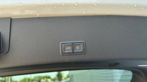 2019 Audi e-tron - Images - 51