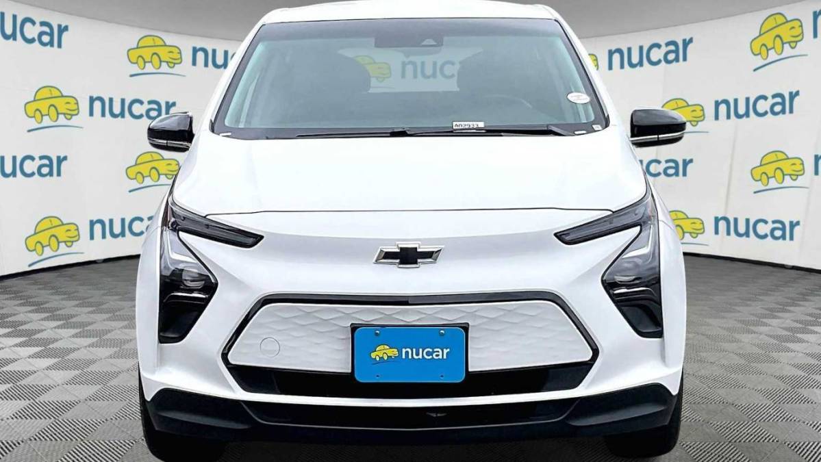 2023 Chevrolet Bolt - Images - 2