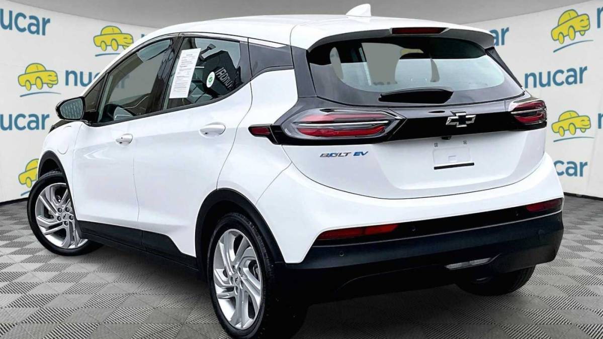 2023 Chevrolet Bolt - Images - 4