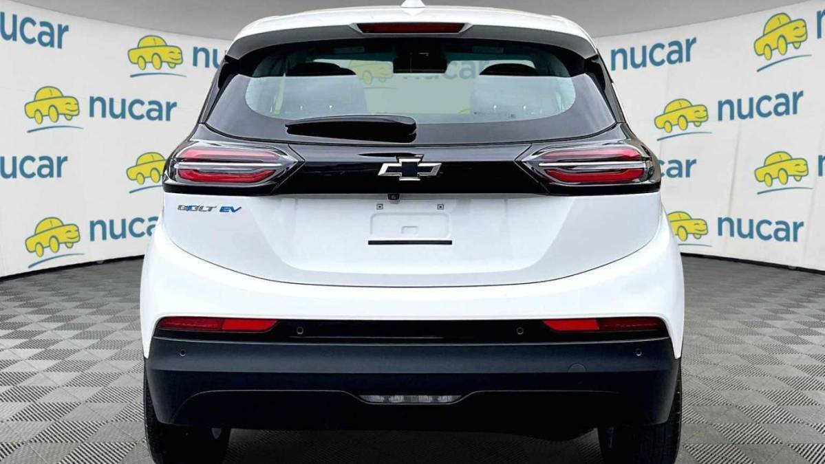 2023 Chevrolet Bolt - Images - 5