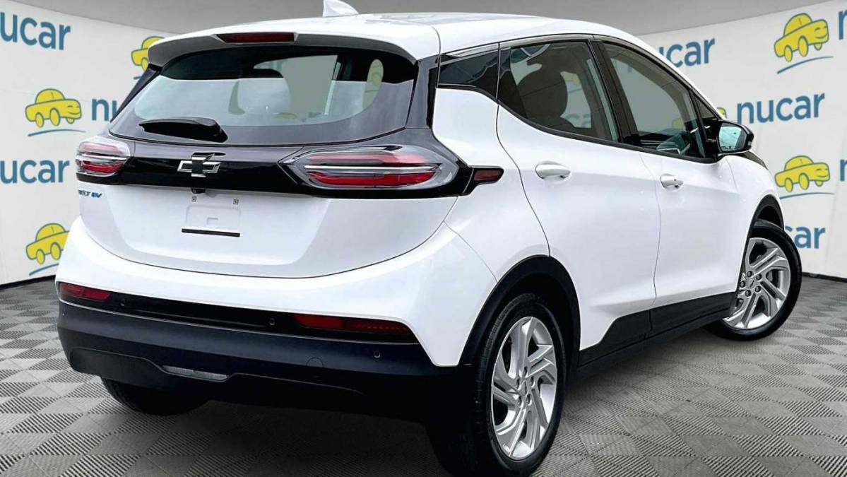 2023 Chevrolet Bolt - Images - 6