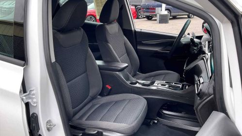 2023 Chevrolet Bolt - Images - 11