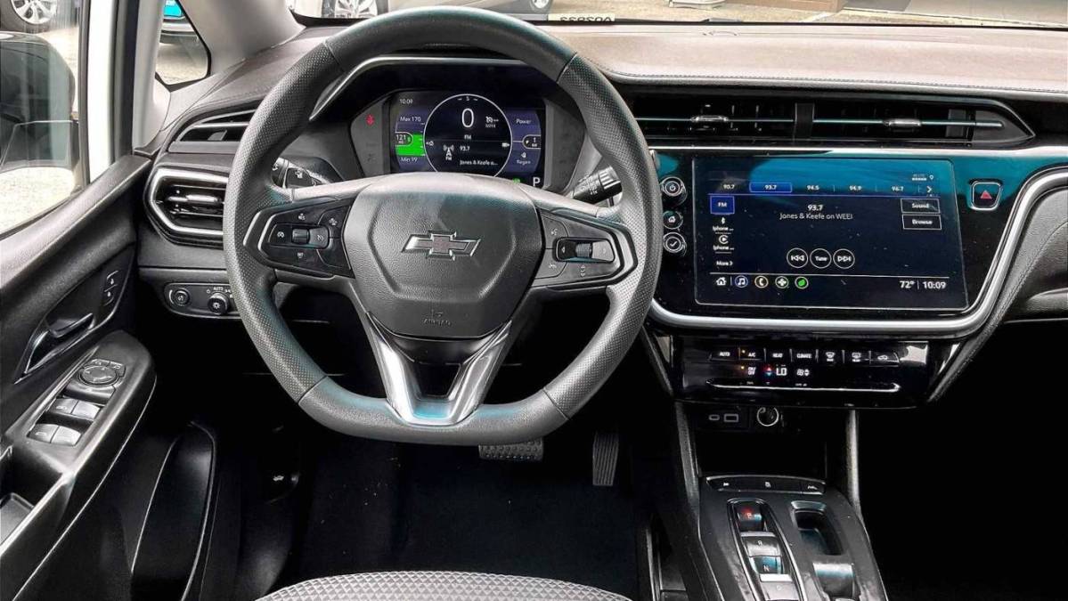 2023 Chevrolet Bolt - Images - 17
