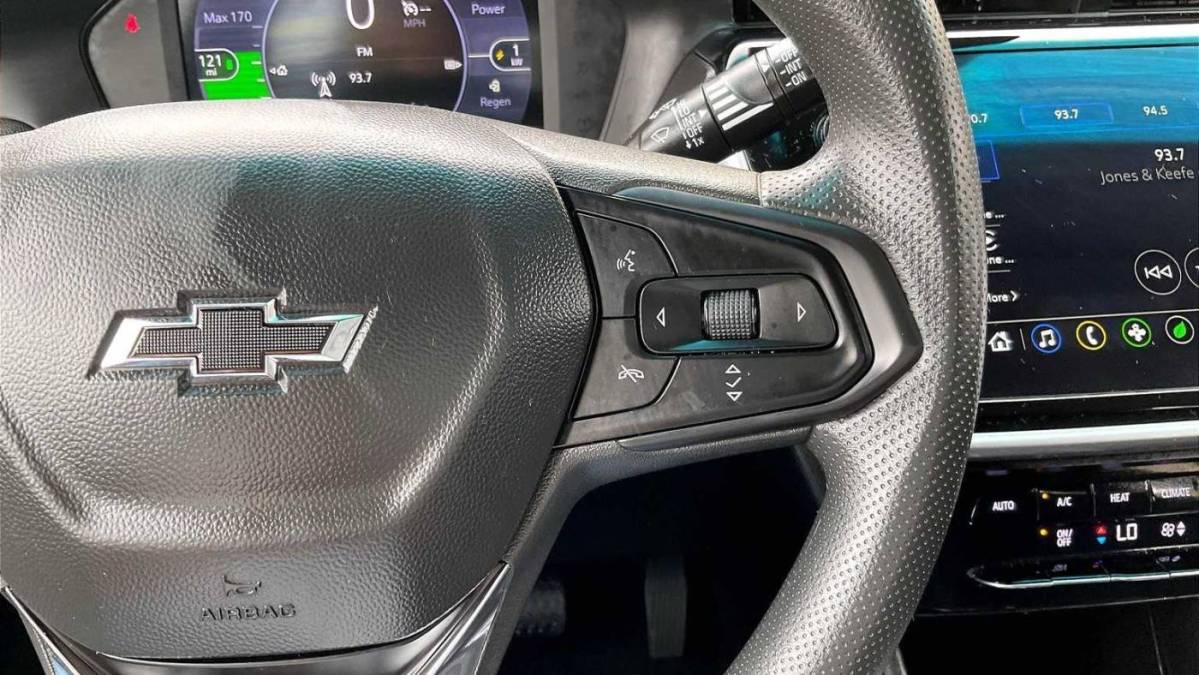 2023 Chevrolet Bolt - Images - 23