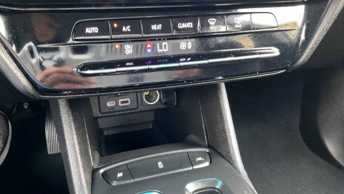2023 Chevrolet Bolt - Images - 25