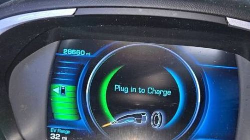 2017 Chevrolet VOLT - Images - 10