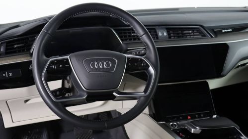 2021 Audi e-tron - Images - 14