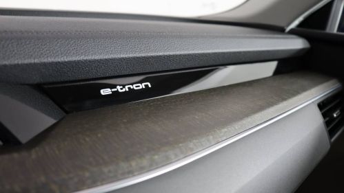 2021 Audi e-tron - Images - 18