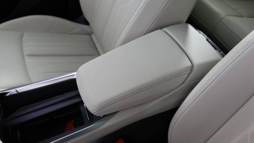 2021 Audi e-tron - Images - 19