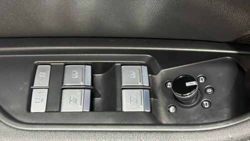 2022 Audi e-tron - Images - 22