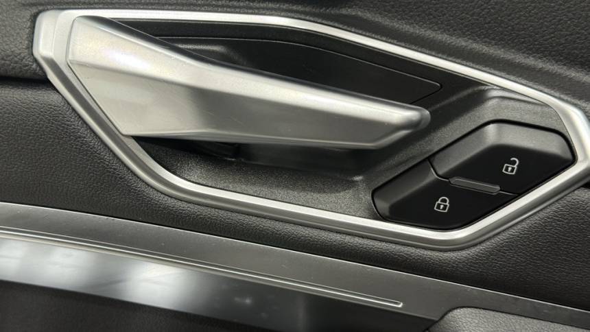 2022 Audi e-tron - Images - 24