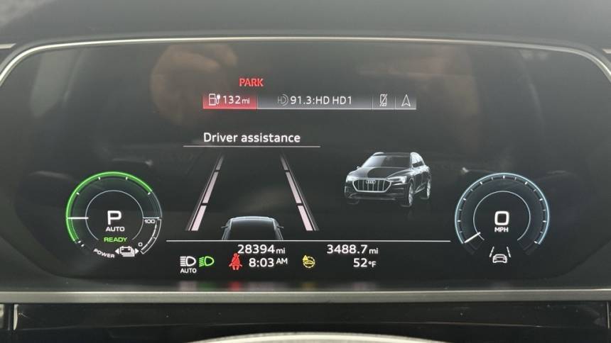 2022 Audi e-tron - Images - 26