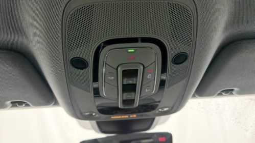 2022 Audi e-tron - Images - 32