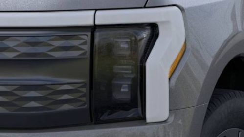 2025 Ford F-150 Lightning - Images - 18