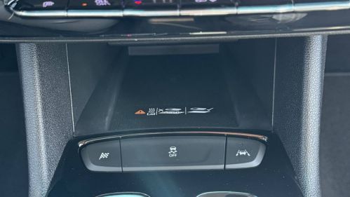 2022 Chevrolet Bolt - Images - 23