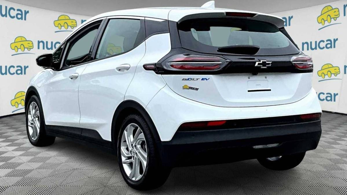2023 Chevrolet Bolt - Images - 4