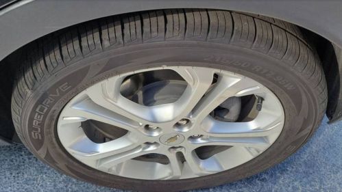 2017 Chevrolet Bolt - Images - 7