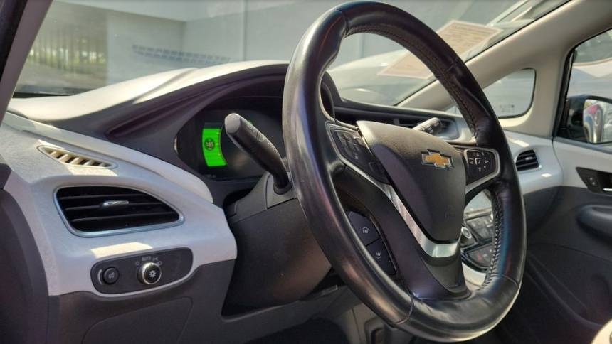 2017 Chevrolet Bolt - Images - 8