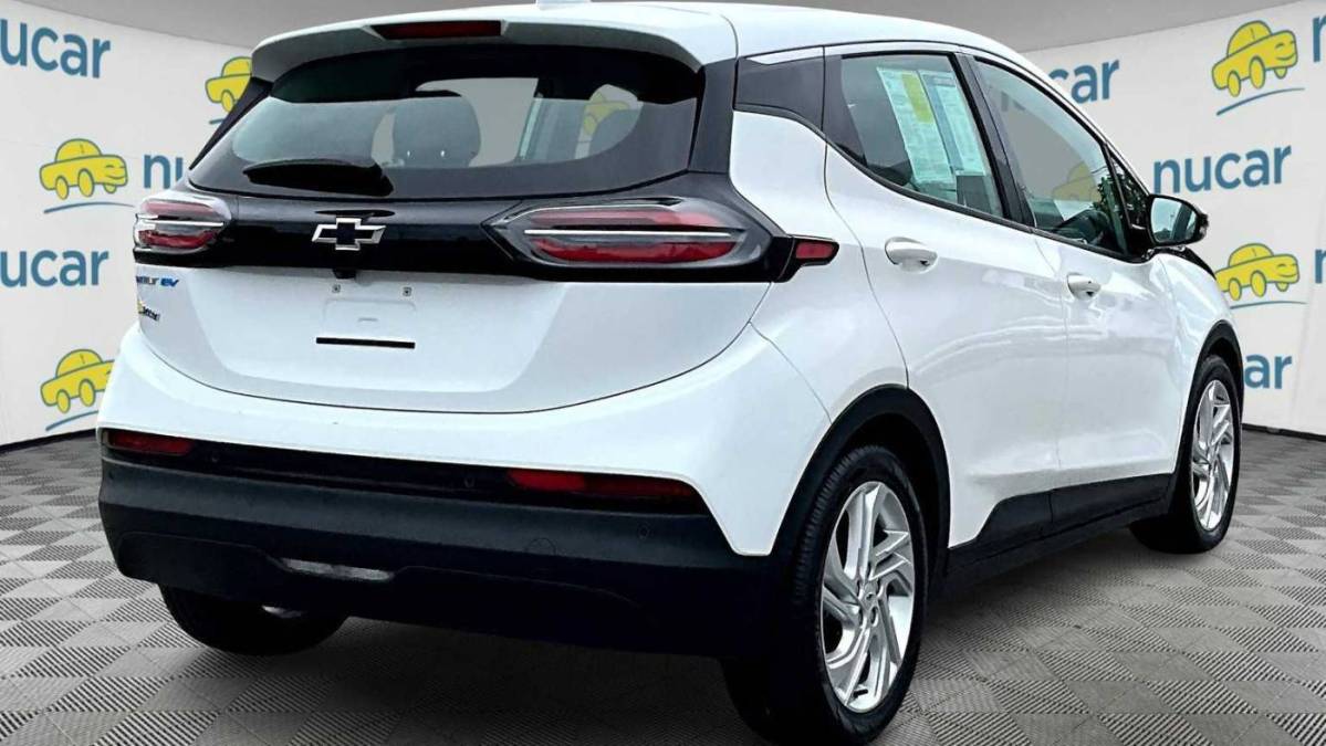 2023 Chevrolet Bolt - Images - 6