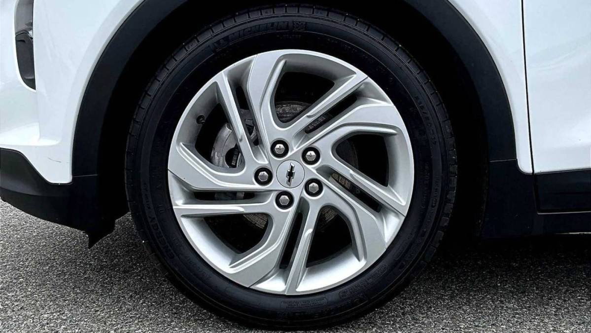 2023 Chevrolet Bolt - Images - 7
