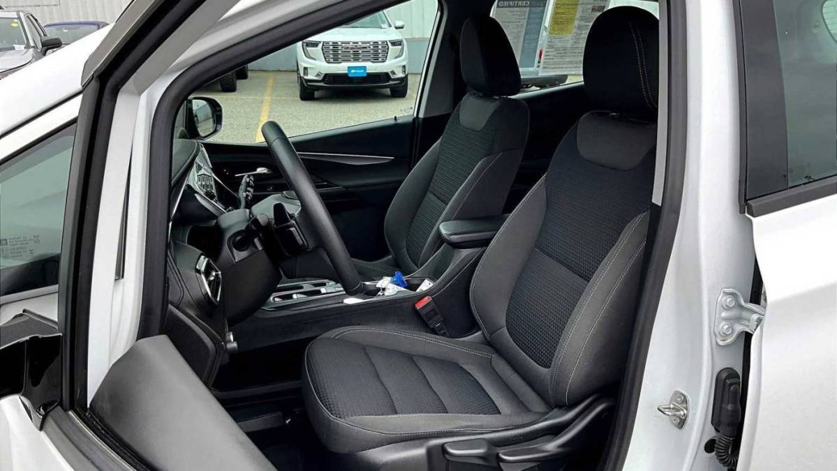 2023 Chevrolet Bolt - Images - 10