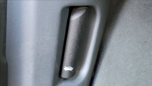 2017 Chevrolet Bolt - Images - 28
