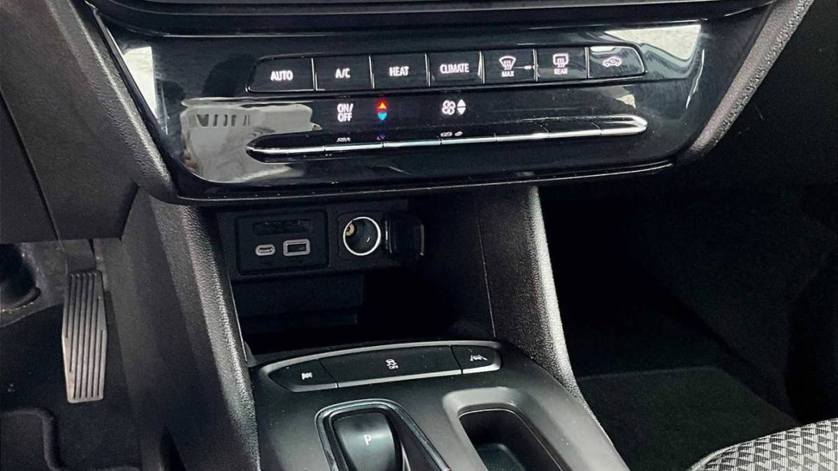 2023 Chevrolet Bolt - Images - 25