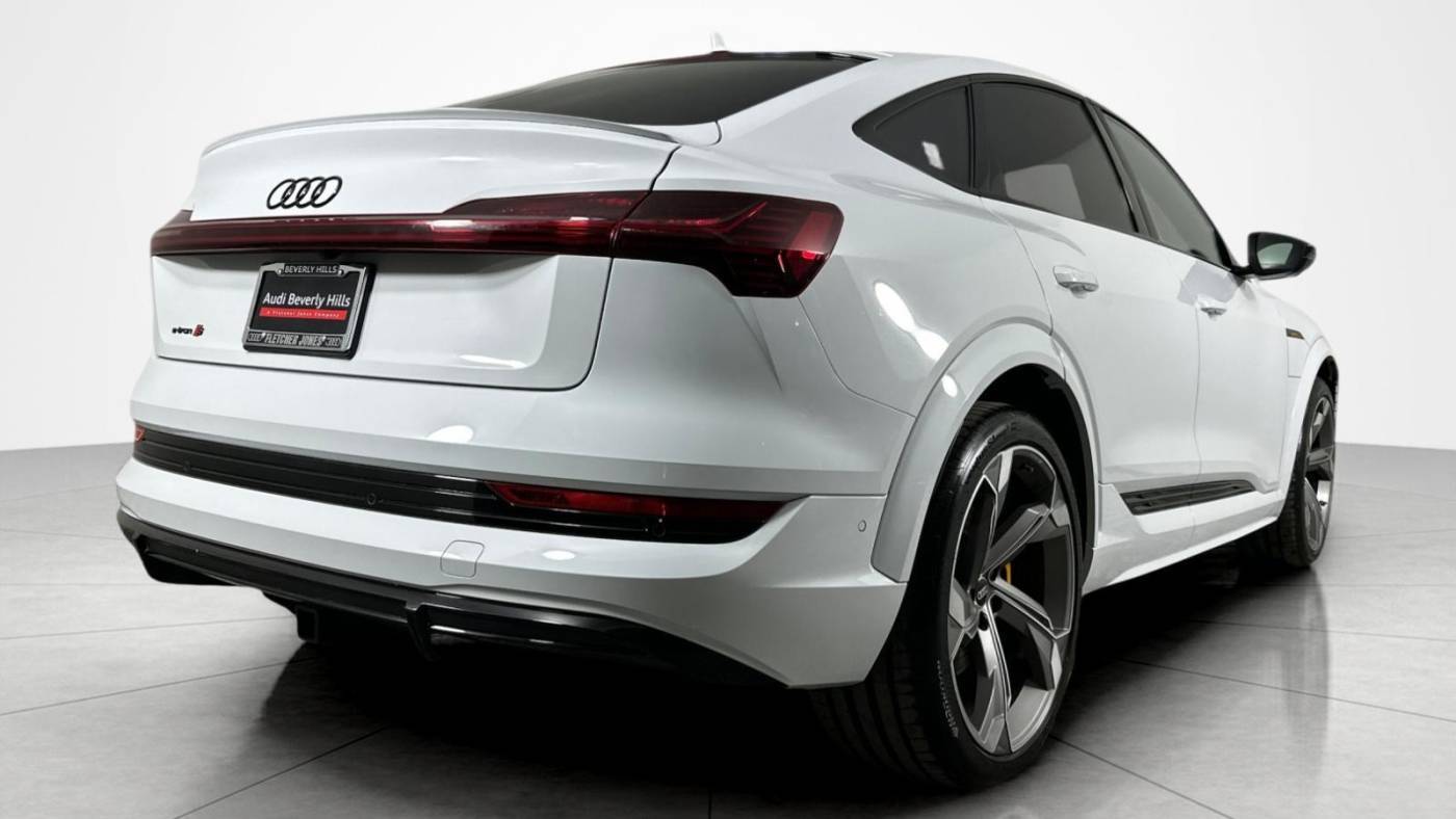 2023 Audi e-tron S WA13CBGE6PB012048