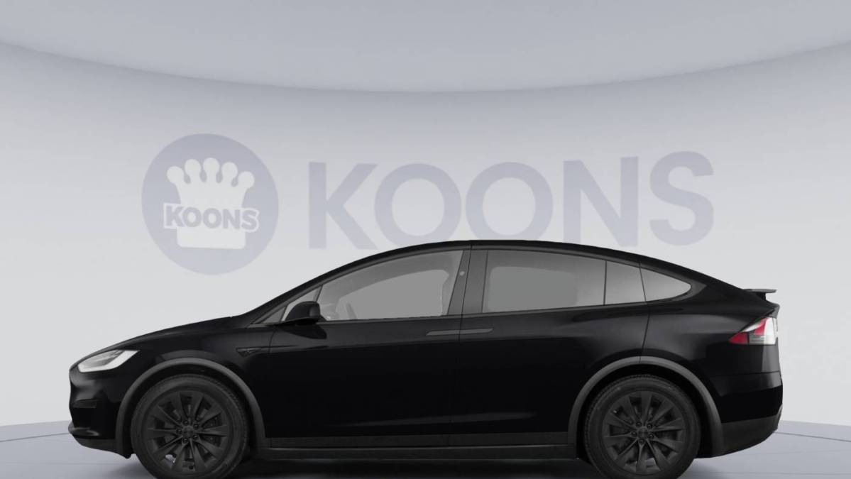 2022 Tesla Model X - Images - 2
