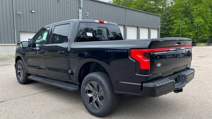2025 Ford F-150 Lightning - Images - 3