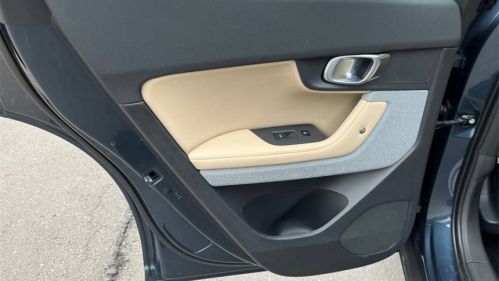2022 Polestar 2 - Images - 21