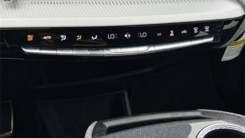 2025 Cadillac OPTIQ - Images - 16