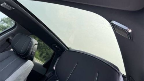 2025 Cadillac OPTIQ - Images - 19